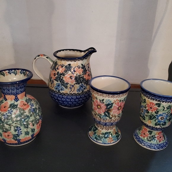 Polish pottery pitcher and cups